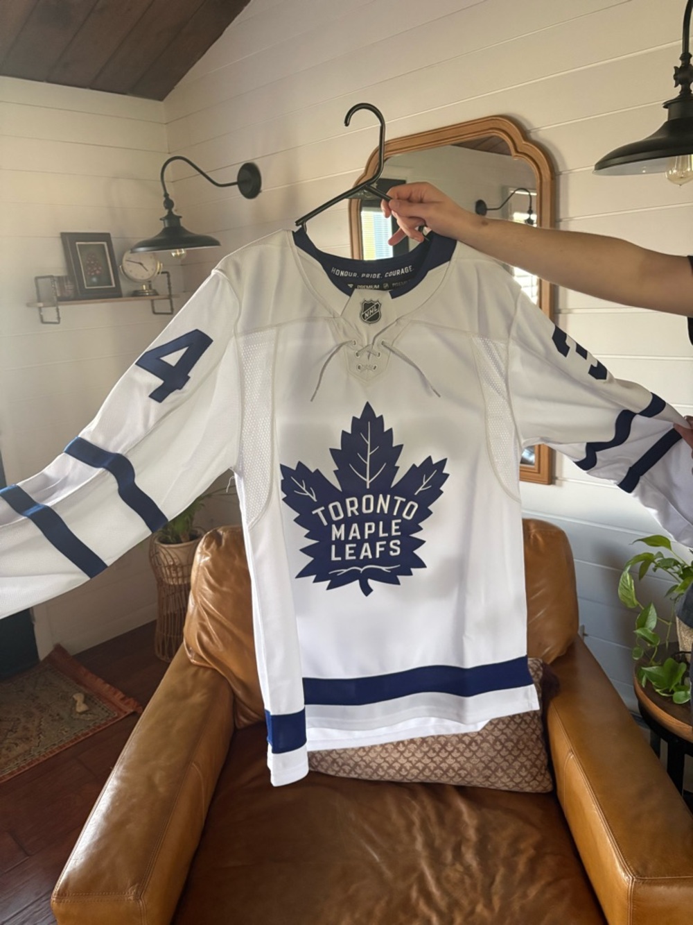 Toronto Maple Leafs White & Blue NHL Hockey Jersey